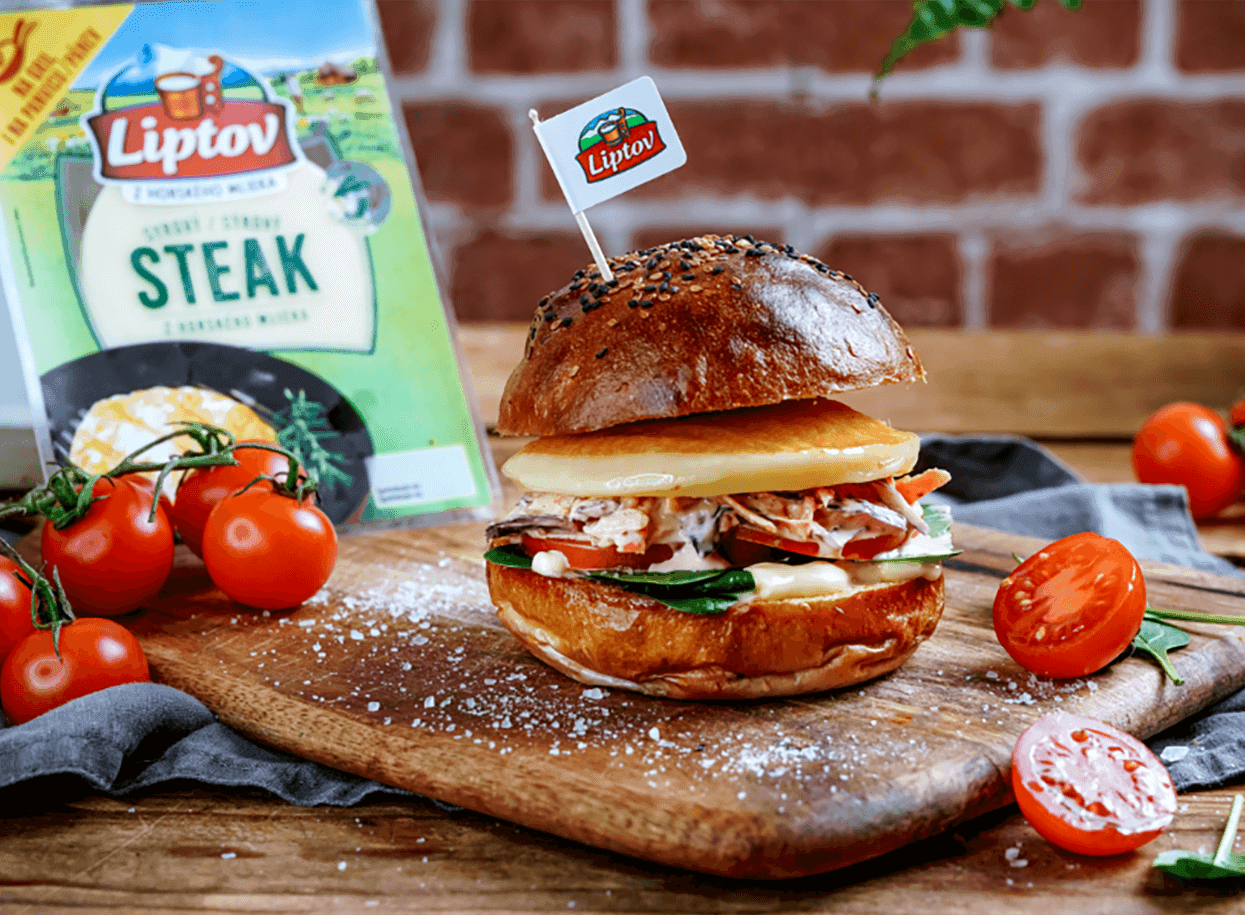 burger-so-syrovym-steakom-a-coleslawom_1245x915px (1).png